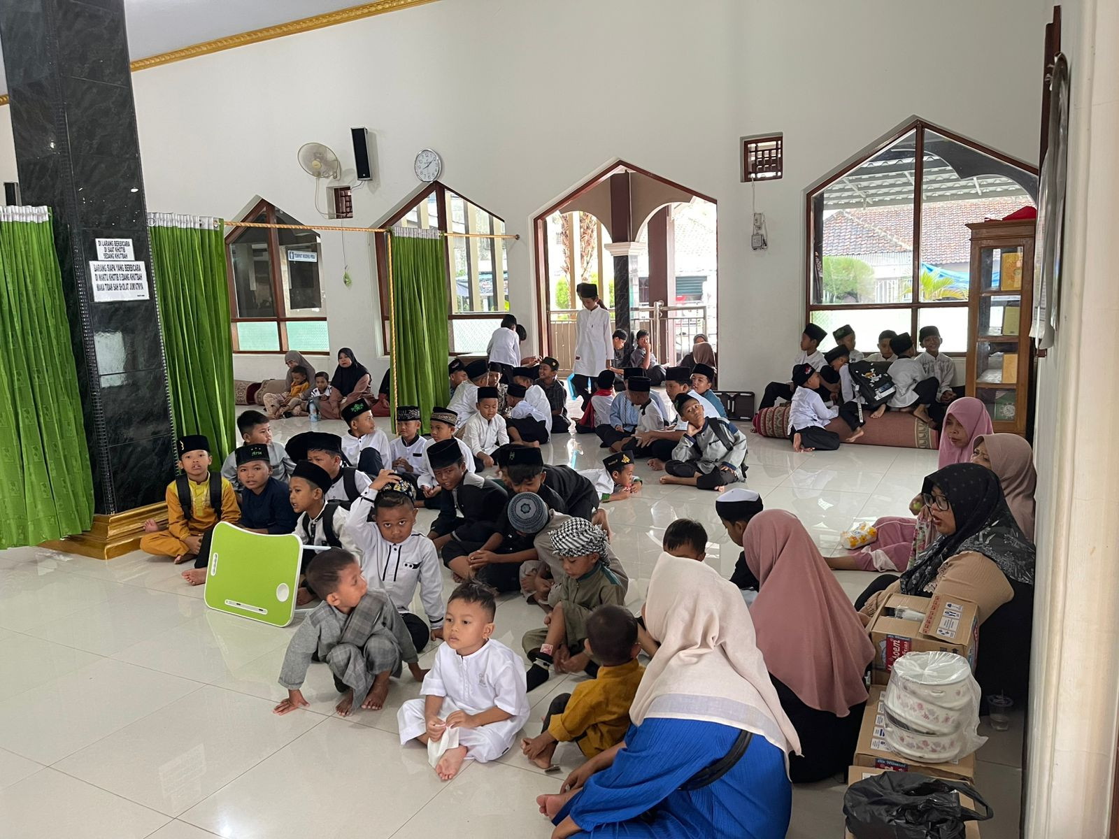 Gebyar Isro dan Miraj Karang Taruna Bantarwaru Adakan Lomba IMG-20260118-WA00371.jpg